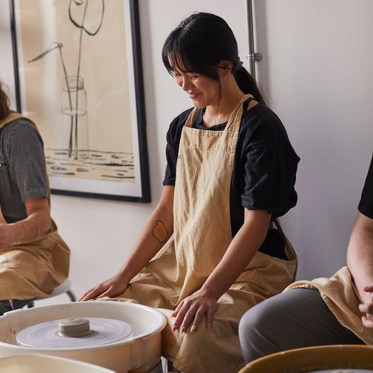 Pottery workshop: Silk table X Cone8 Ceramics - Rice Bowl Wheel throwing workshop