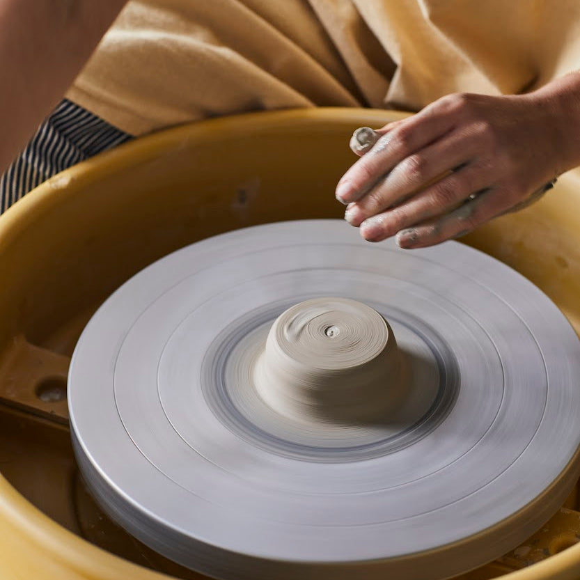 Pottery workshop: Silk table X Cone8 Ceramics - Rice Bowl Wheel throwing workshop