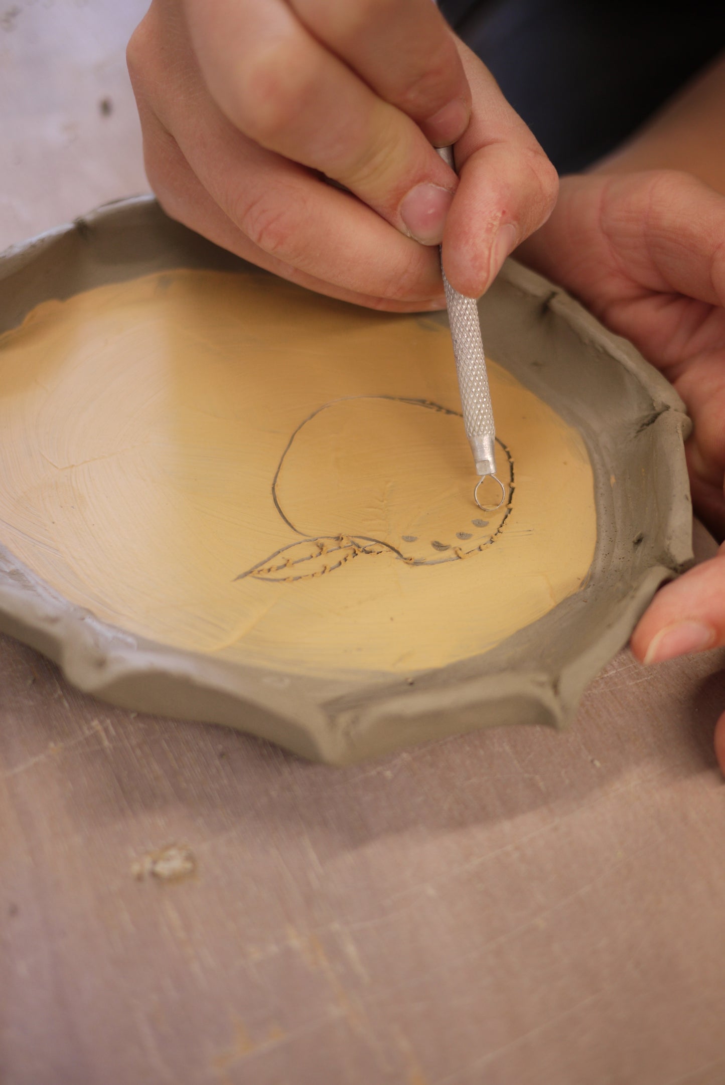 Pottery Class: Sgraffito - Traditional Plate Decoration
