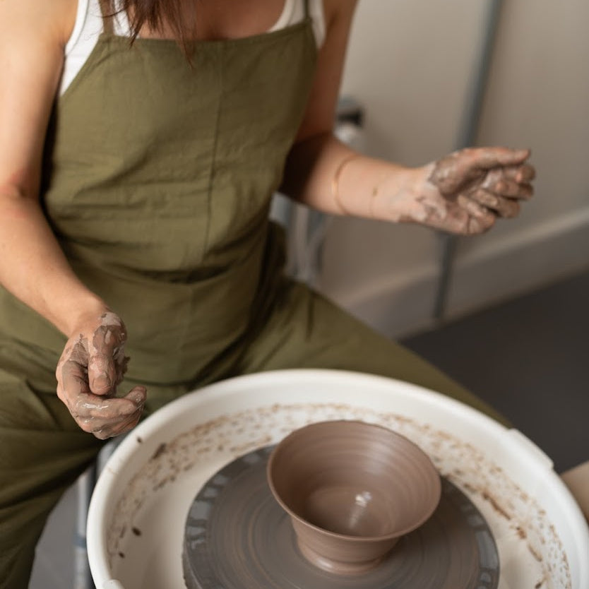 Pottery workshop: Silk table X Cone8 Ceramics - Rice Bowl Wheel throwing workshop